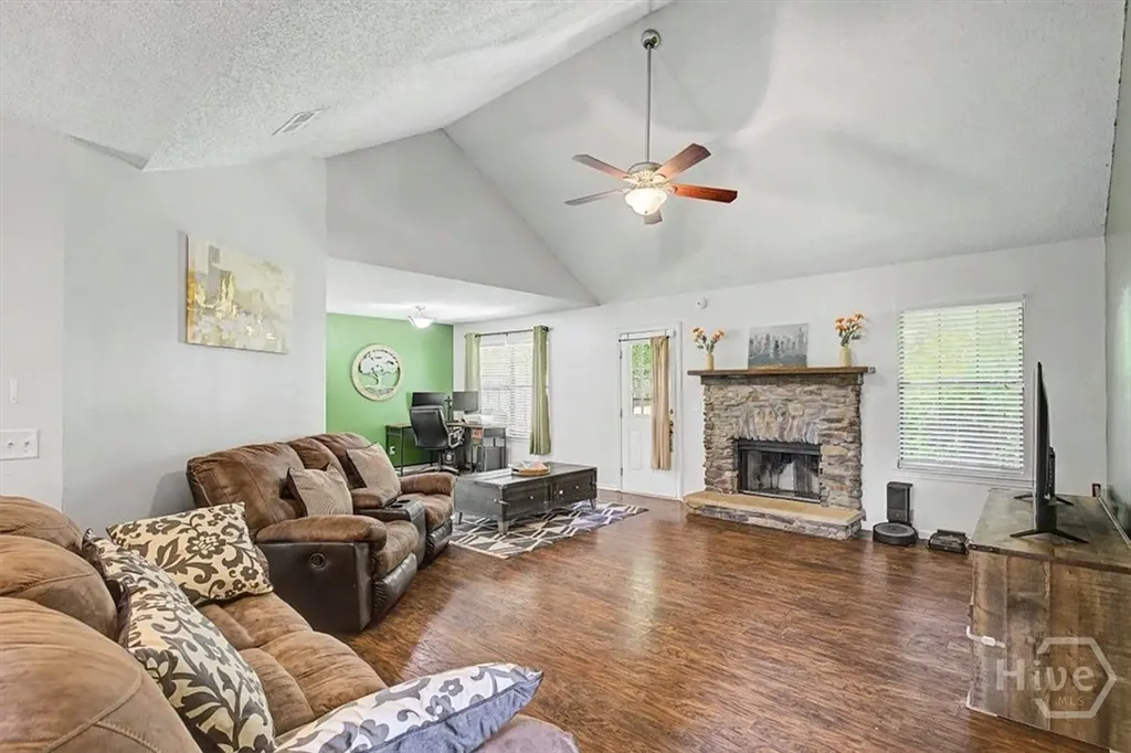 503 Creekview Drive Hinesville GA 31313