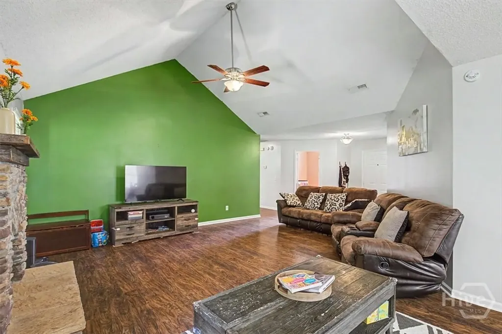 503 Creekview Drive Hinesville GA 31313