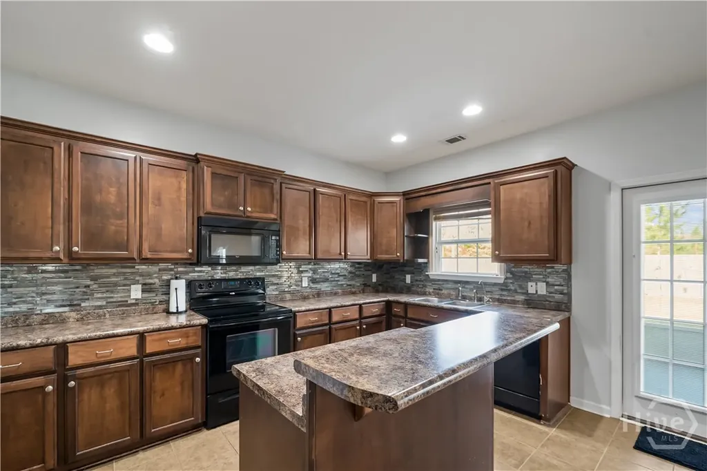 68 Marion Court NE Ludowici GA 31316