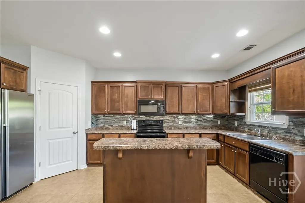 68 Marion Court NE Ludowici GA 31316