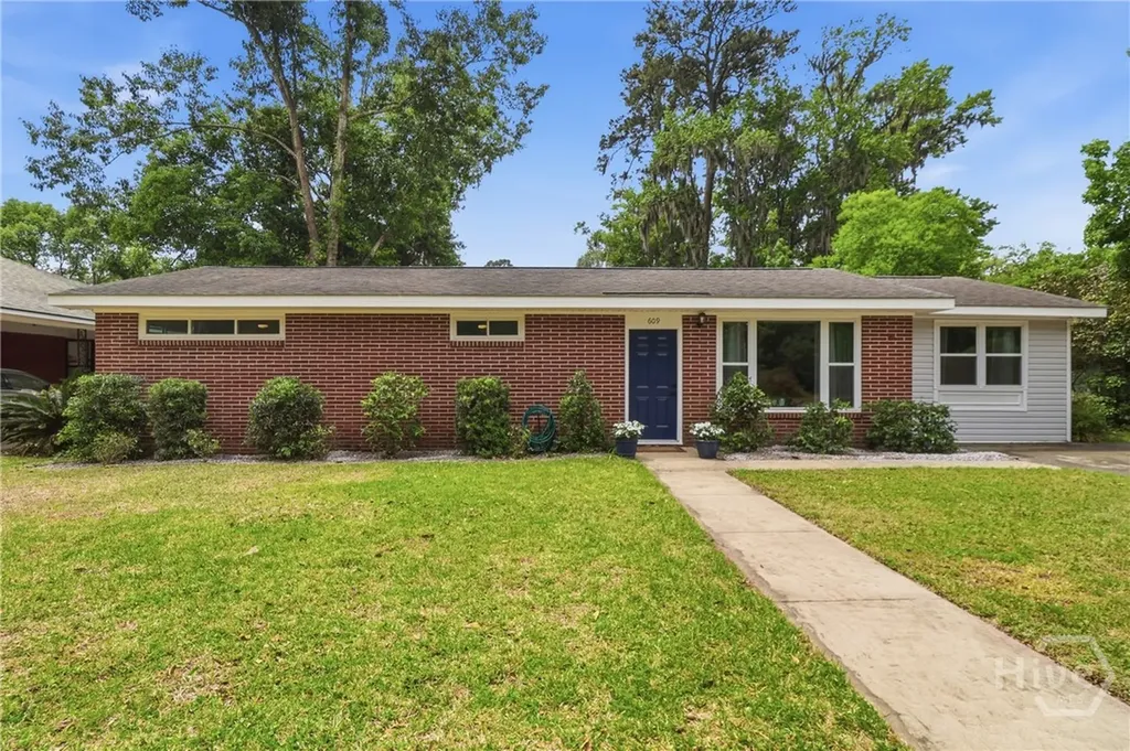 609 Johnston Street Savannah GA 31405