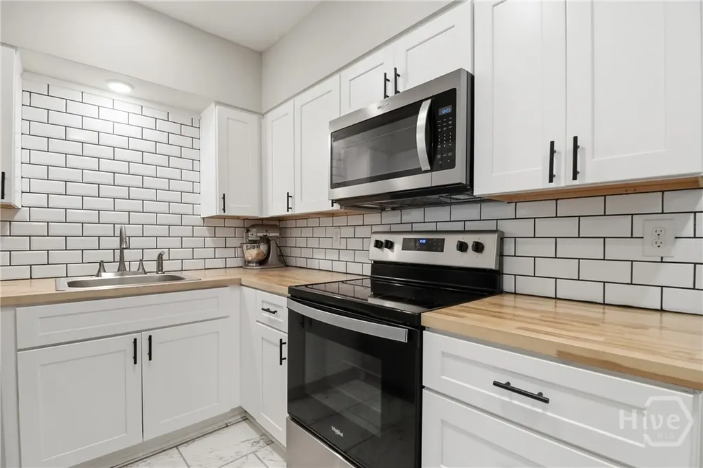 609 Johnston Street Savannah GA 31405