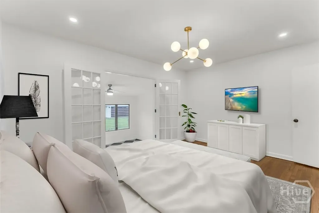 2223 E Derenne Avenue Savannah GA 31406
