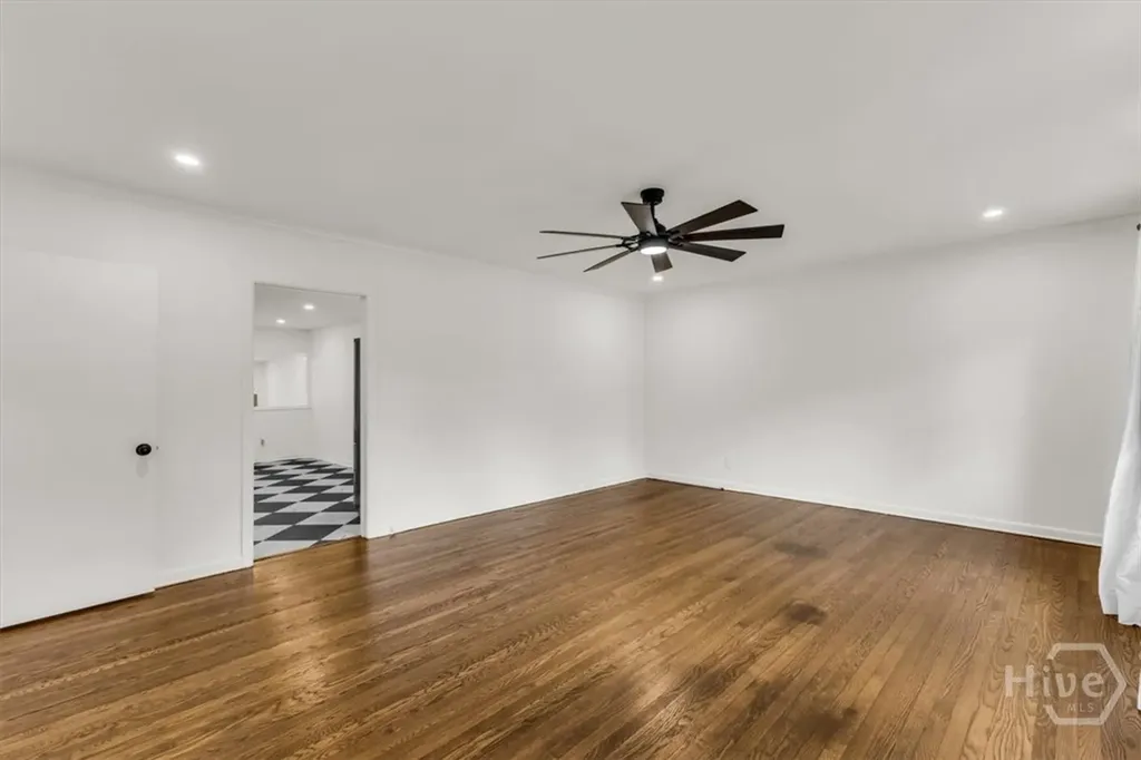 2223 E Derenne Avenue Savannah GA 31406
