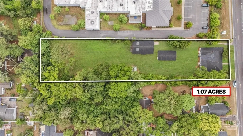 2223 E Derenne Avenue Savannah GA 31406