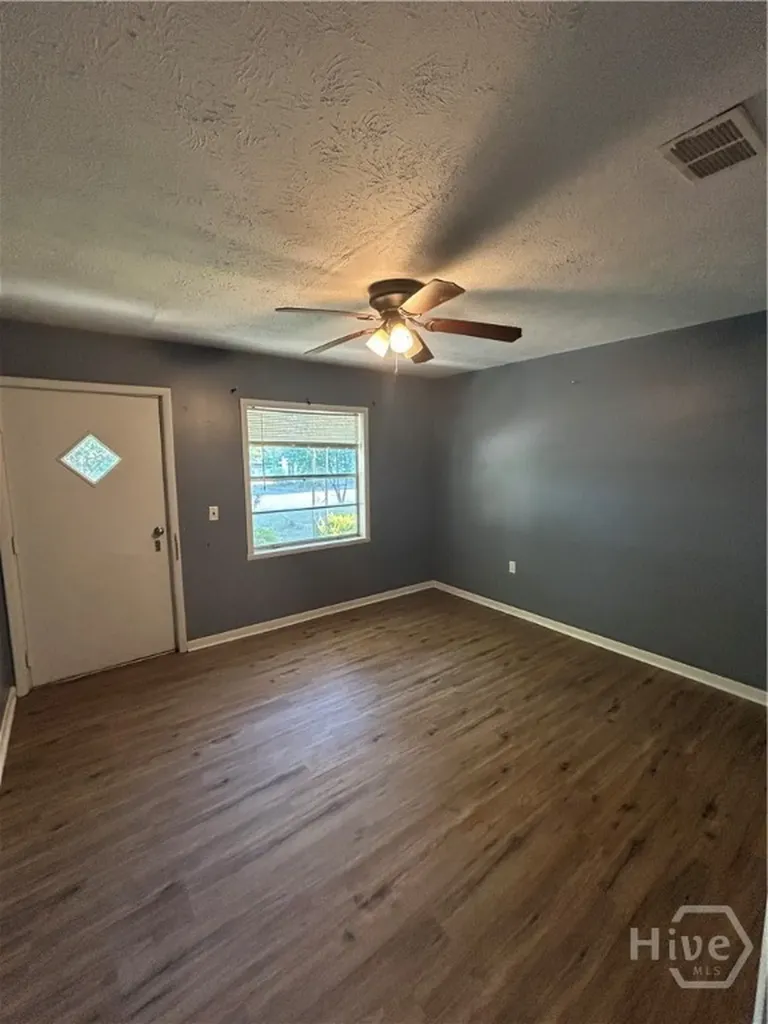 2645 E Elm Street Wrightsville GA 31096