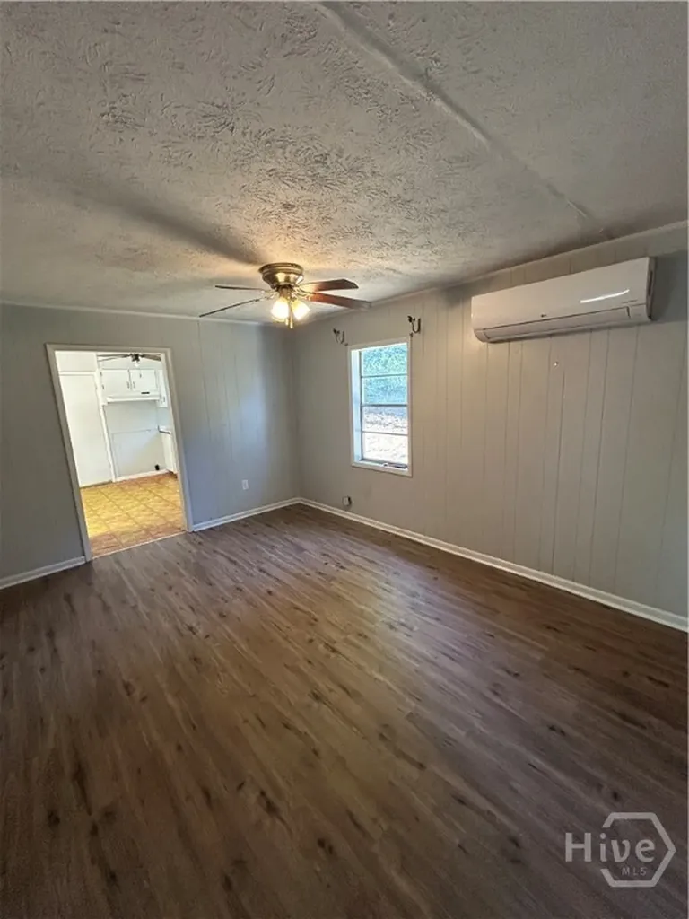 2645 E Elm Street Wrightsville GA 31096