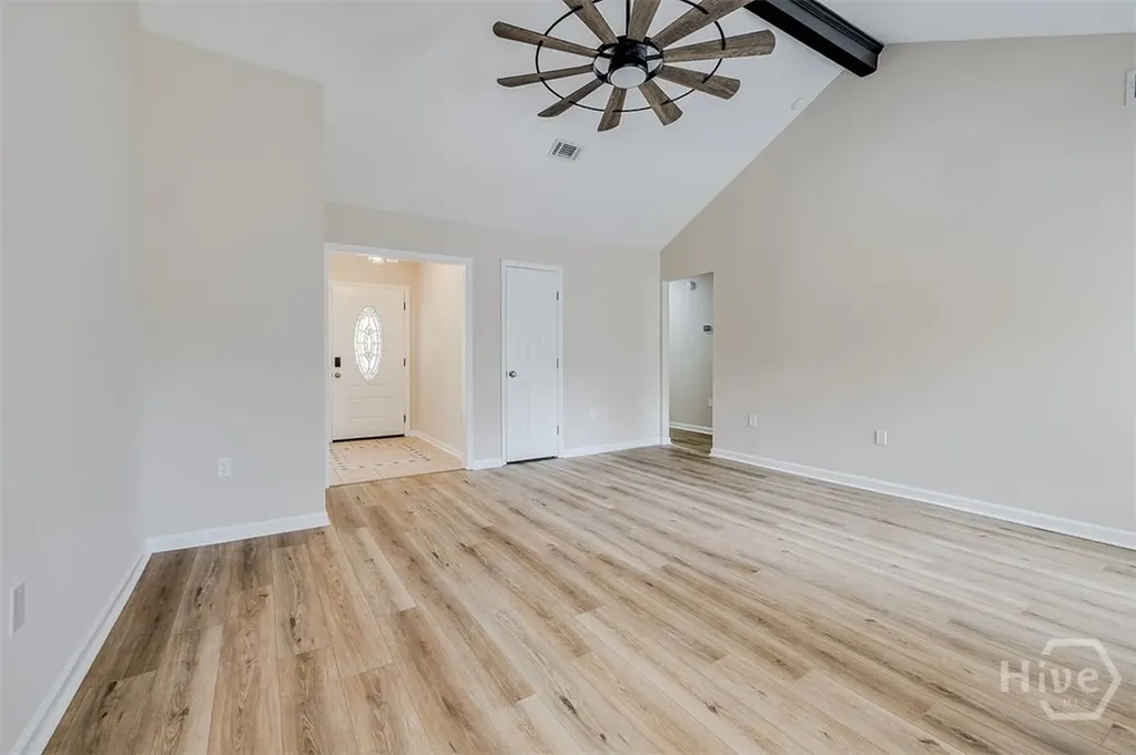1 Longleaf Circle Pooler GA 31322
