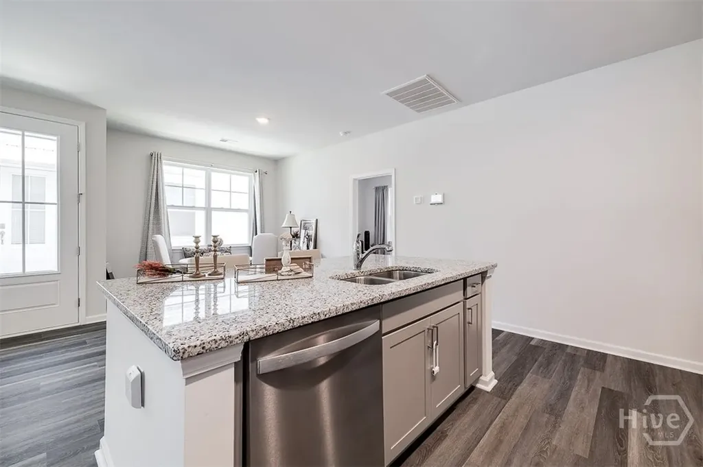 151 Holloway Hill Pooler GA 31322
