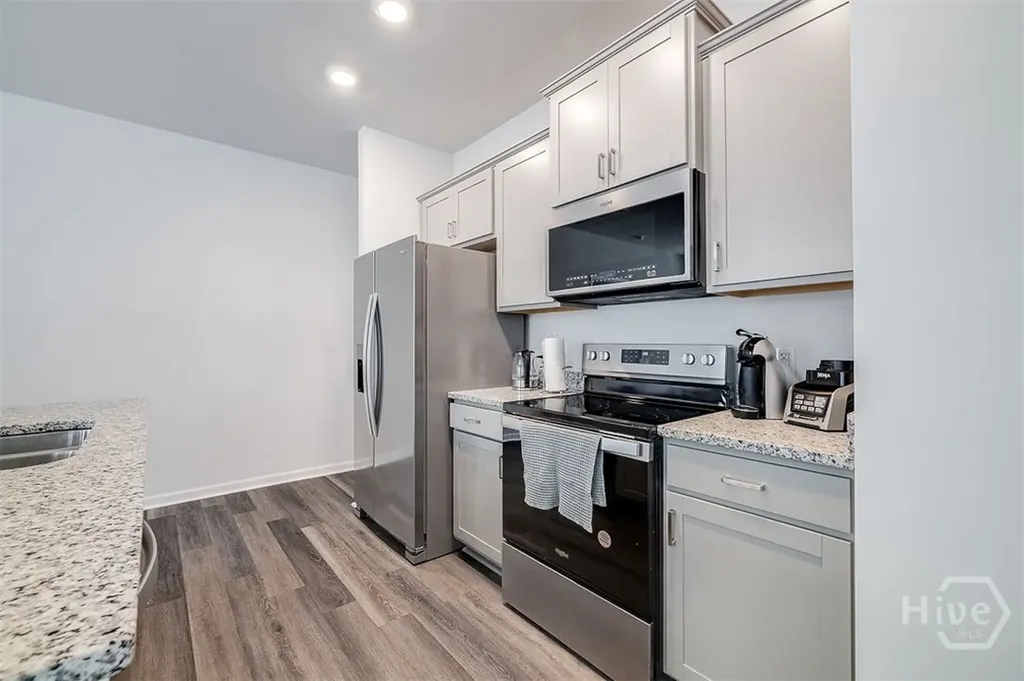 151 Holloway Hill Pooler GA 31322