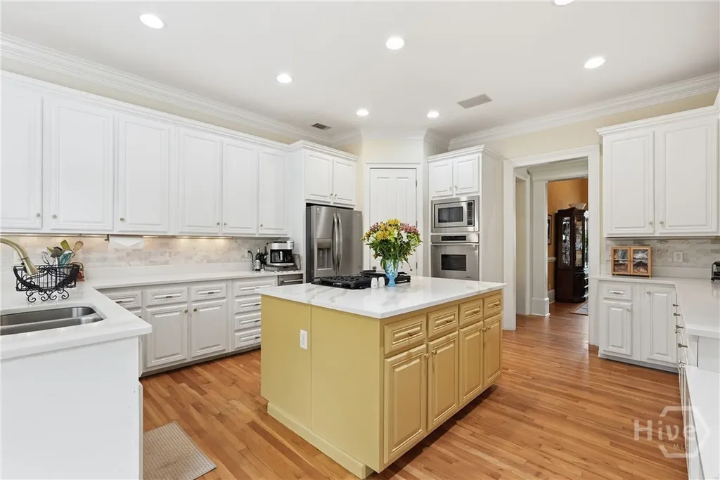 104 Commodore Drive Savannah GA 31410