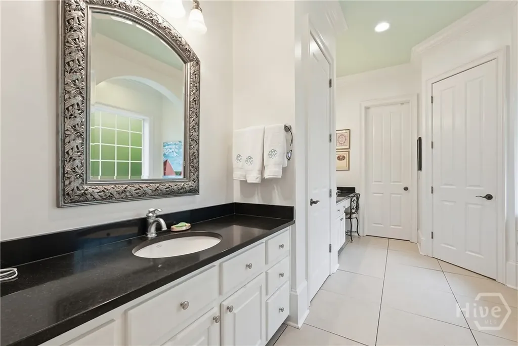 104 Commodore Drive Savannah GA 31410