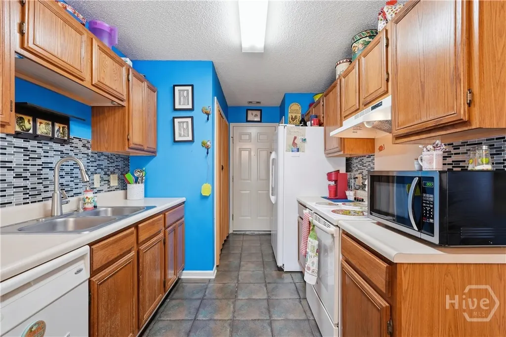 289 Teal Lake Drive Richmond Hill GA 31324