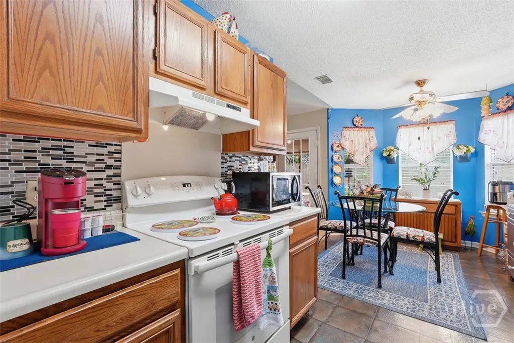 289 Teal Lake Drive Richmond Hill GA 31324