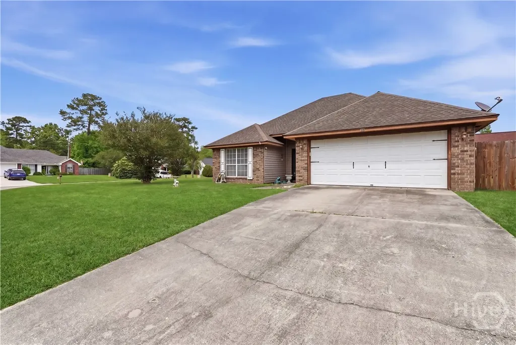 289 Teal Lake Drive Richmond Hill GA 31324