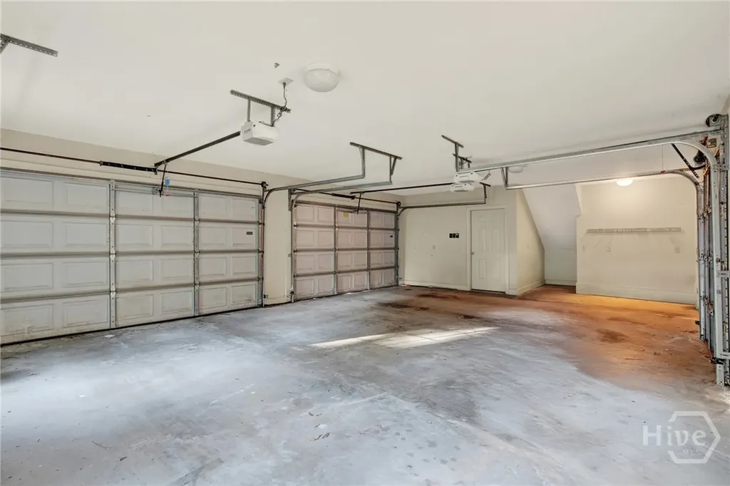 2 Wakefield Place Savannah GA 31411