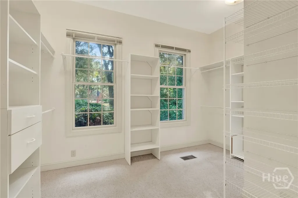 2 Wakefield Place Savannah GA 31411