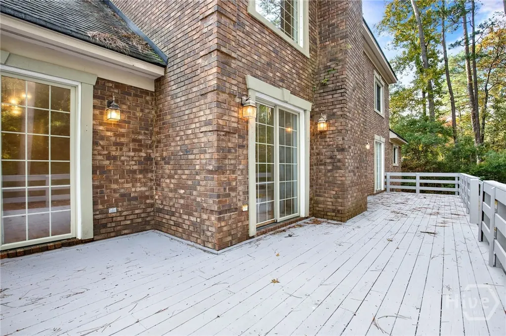 2 Wakefield Place Savannah GA 31411
