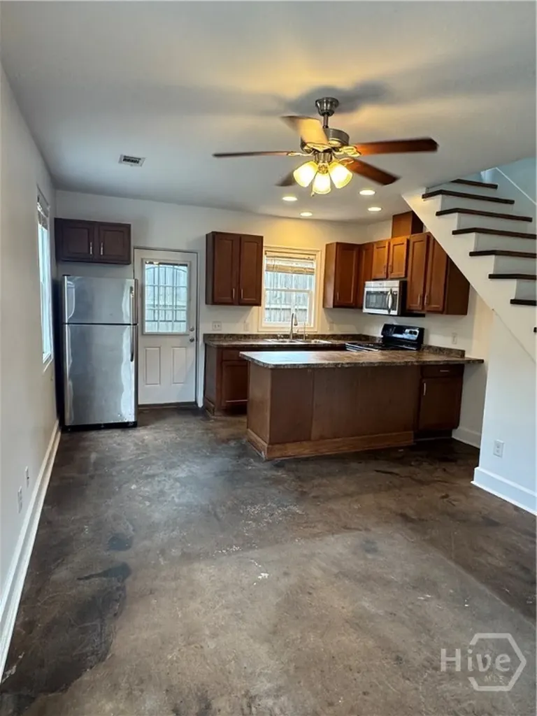 1305 E Anderson Street Savannah GA 31404