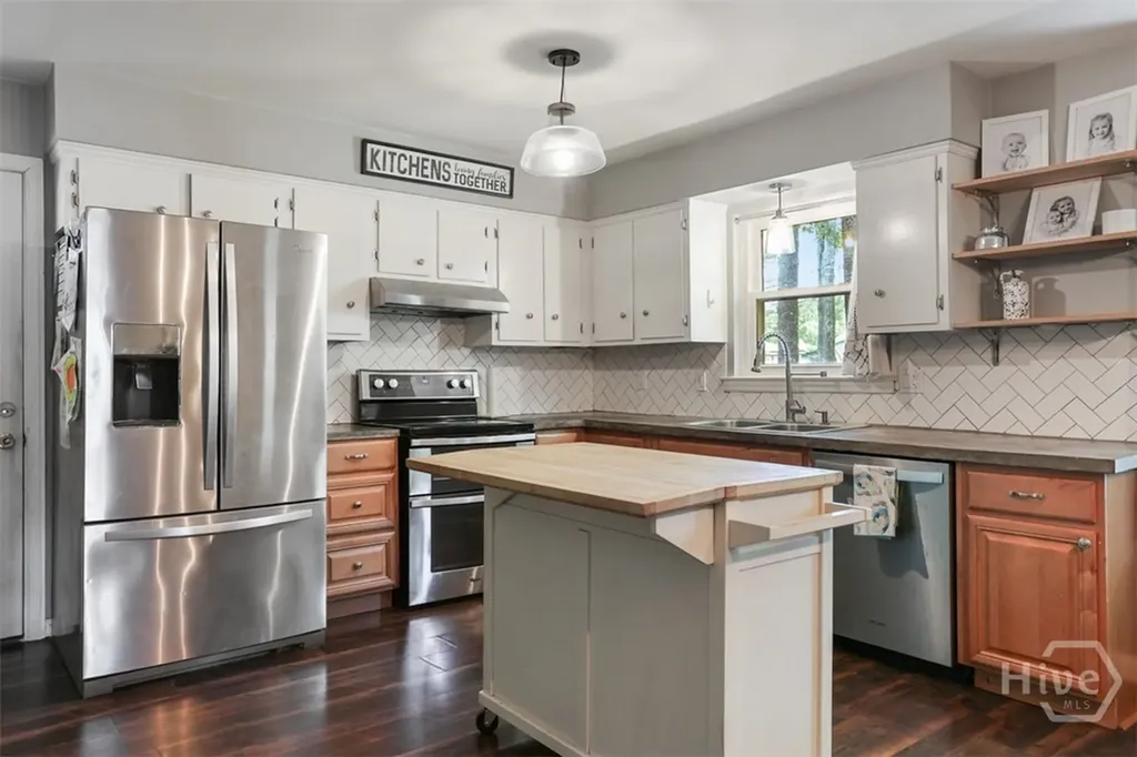 2 Belvedere Drive Savannah GA 31419