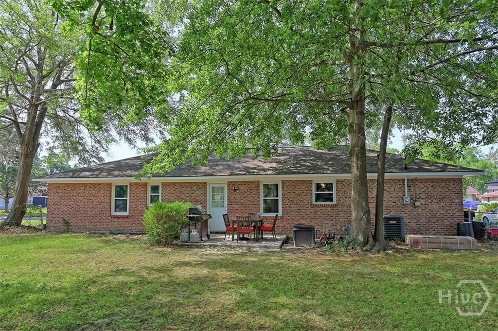 2 Belvedere Drive Savannah GA 31419