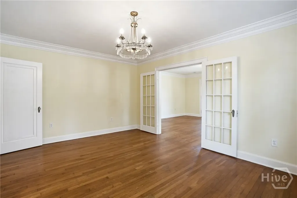 528 E 51st Street Savannah GA 31405