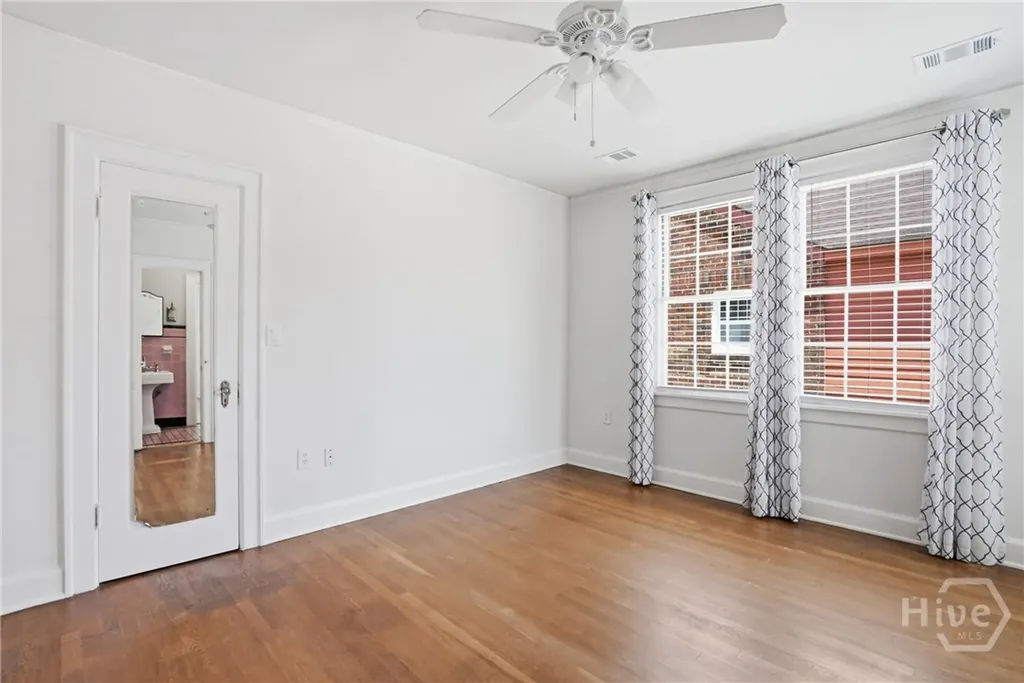 528 E 51st Street Savannah GA 31405