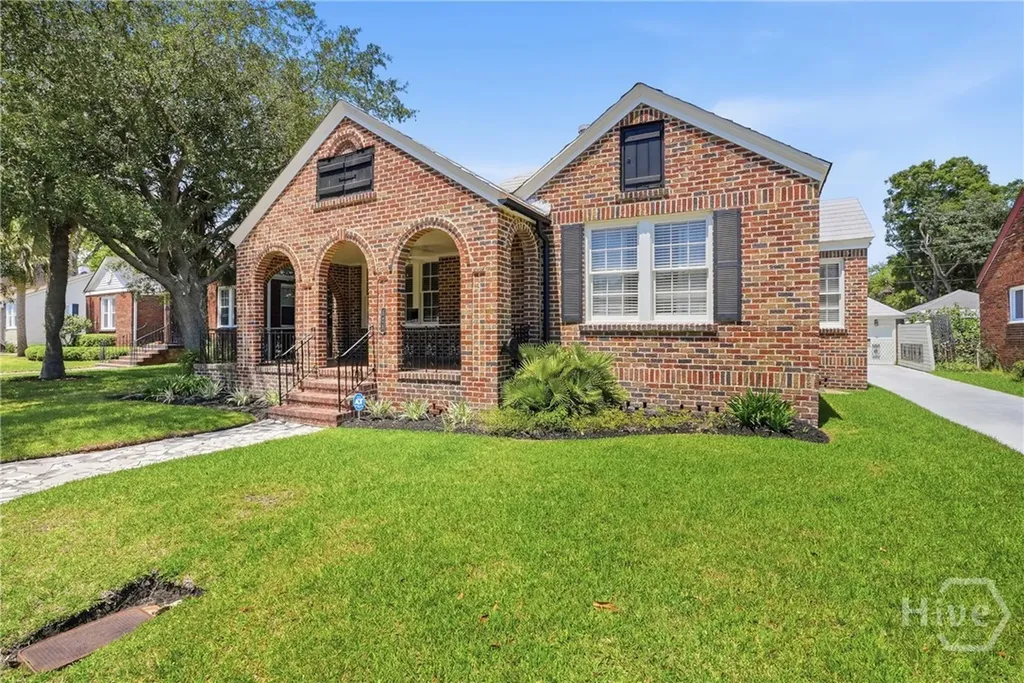 528 E 51st Street Savannah GA 31405