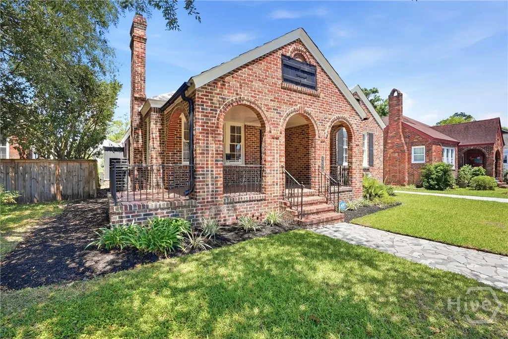528 E 51st Street Savannah GA 31405