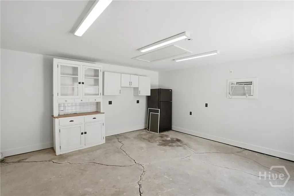 528 E 51st Street Savannah GA 31405