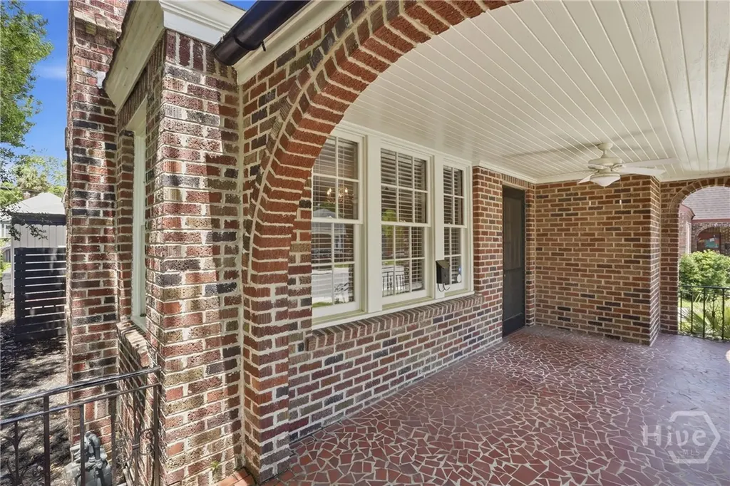 528 E 51st Street Savannah GA 31405