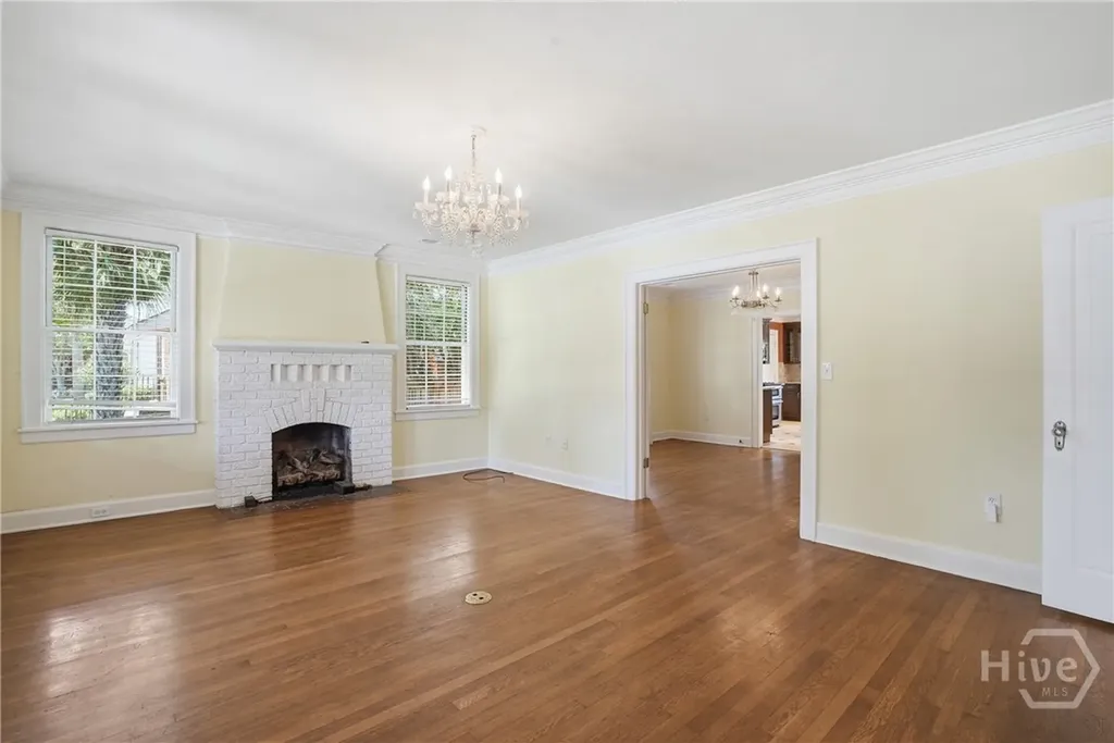 528 E 51st Street Savannah GA 31405