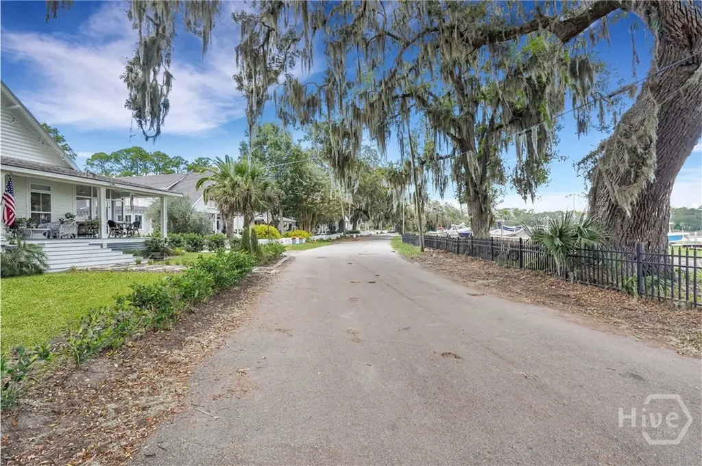 3 Garmany Lane Savannah GA 31406
