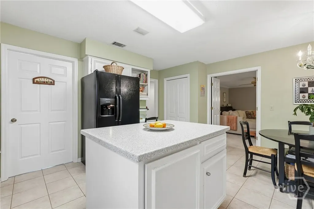 3 Garmany Lane Savannah GA 31406