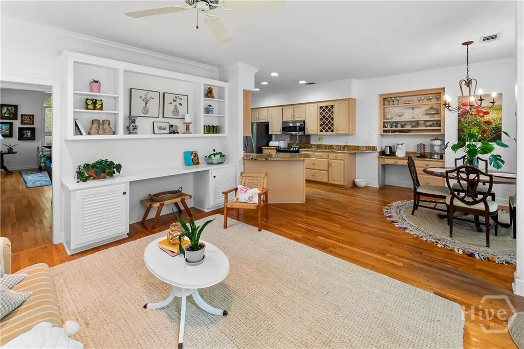 112 Pine Lakes Avenue Savannah GA 31405