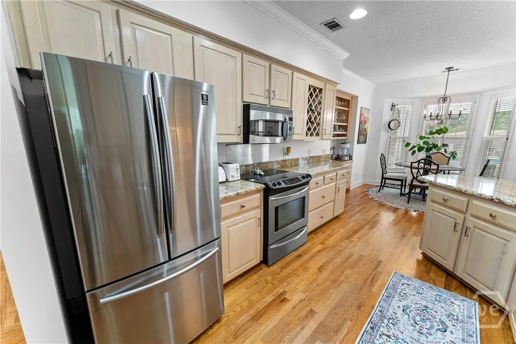 112 Pine Lakes Avenue Savannah GA 31405