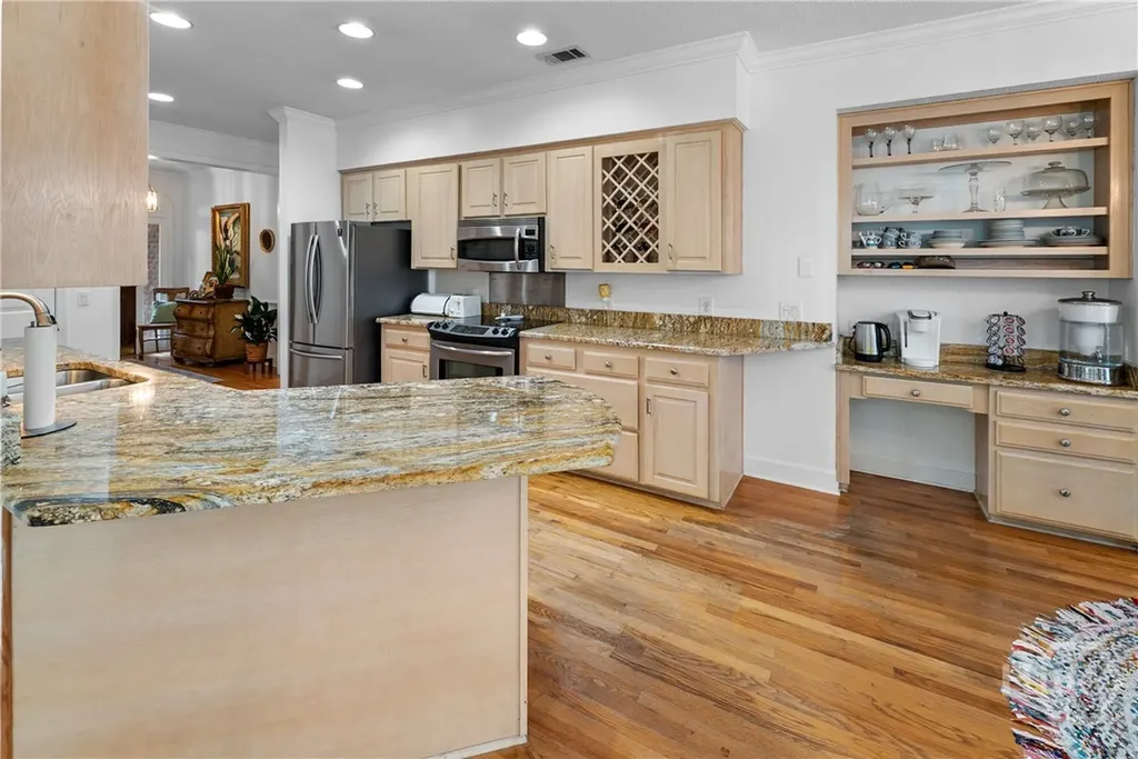 112 Pine Lakes Avenue Savannah GA 31405