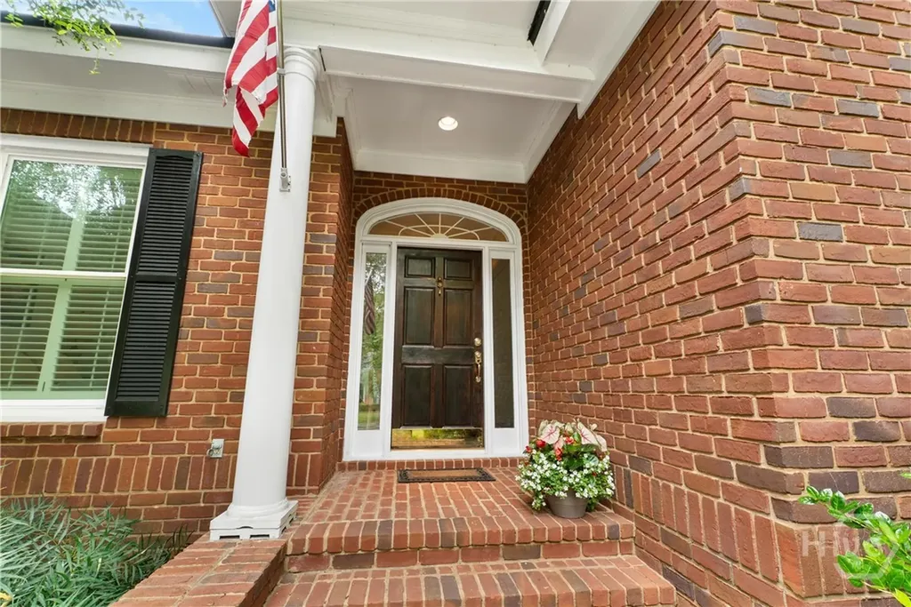 112 Pine Lakes Avenue Savannah GA 31405