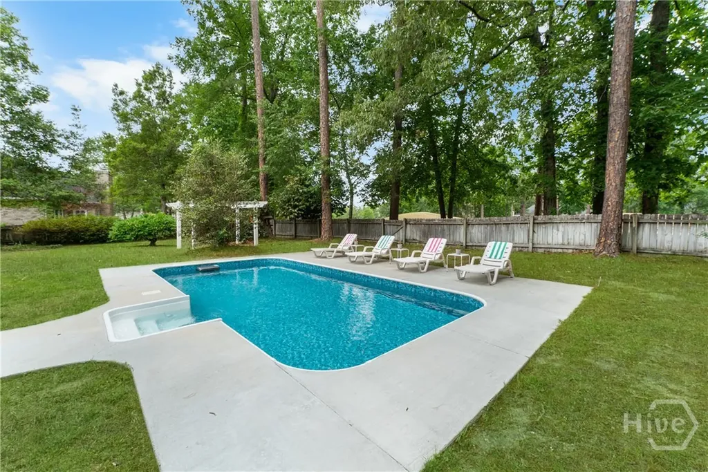 112 Pine Lakes Avenue Savannah GA 31405
