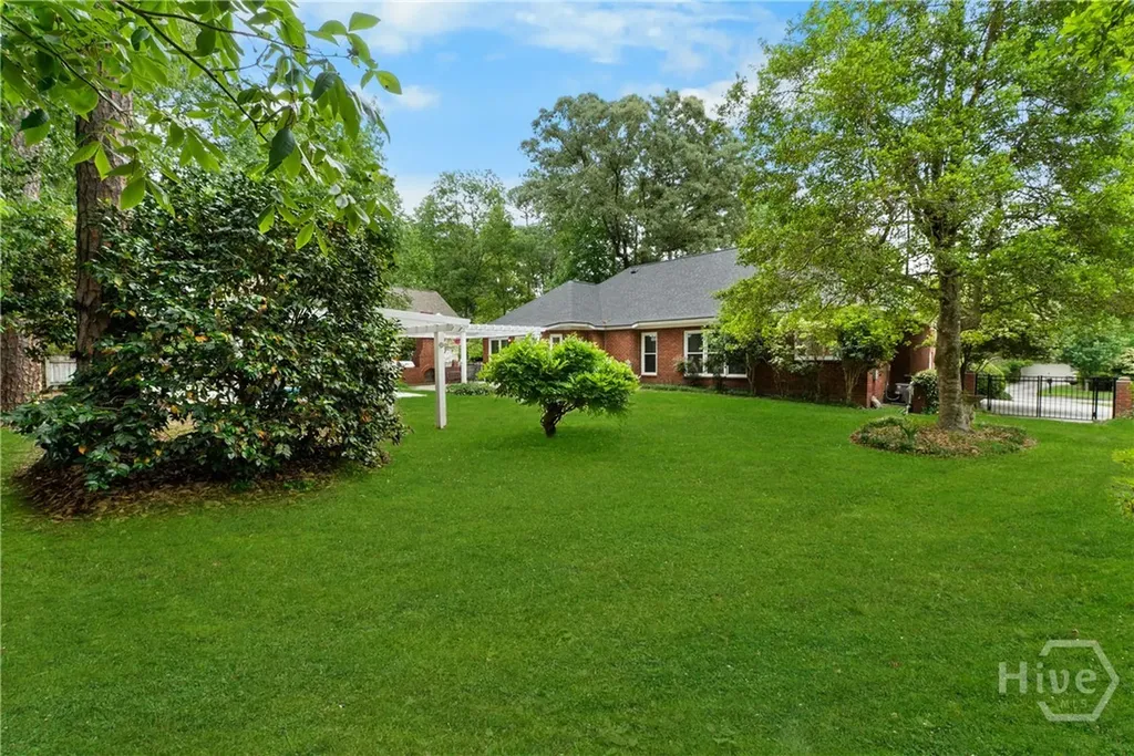 112 Pine Lakes Avenue Savannah GA 31405