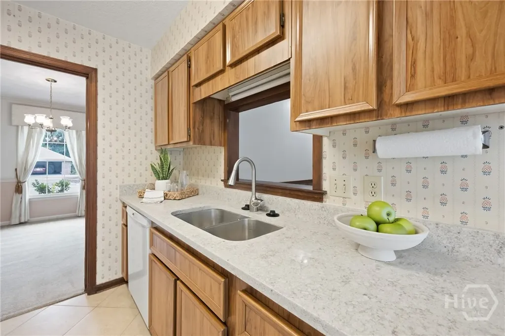 8506 Heatherwood Drive Savannah GA 31406
