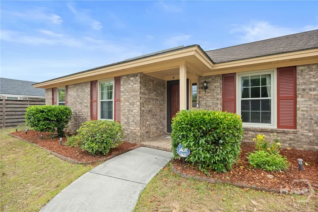 8506 Heatherwood Drive Savannah GA 31406