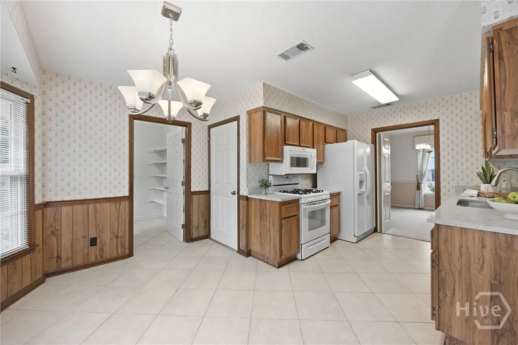 8506 Heatherwood Drive Savannah GA 31406