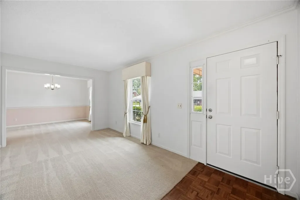 8506 Heatherwood Drive Savannah GA 31406