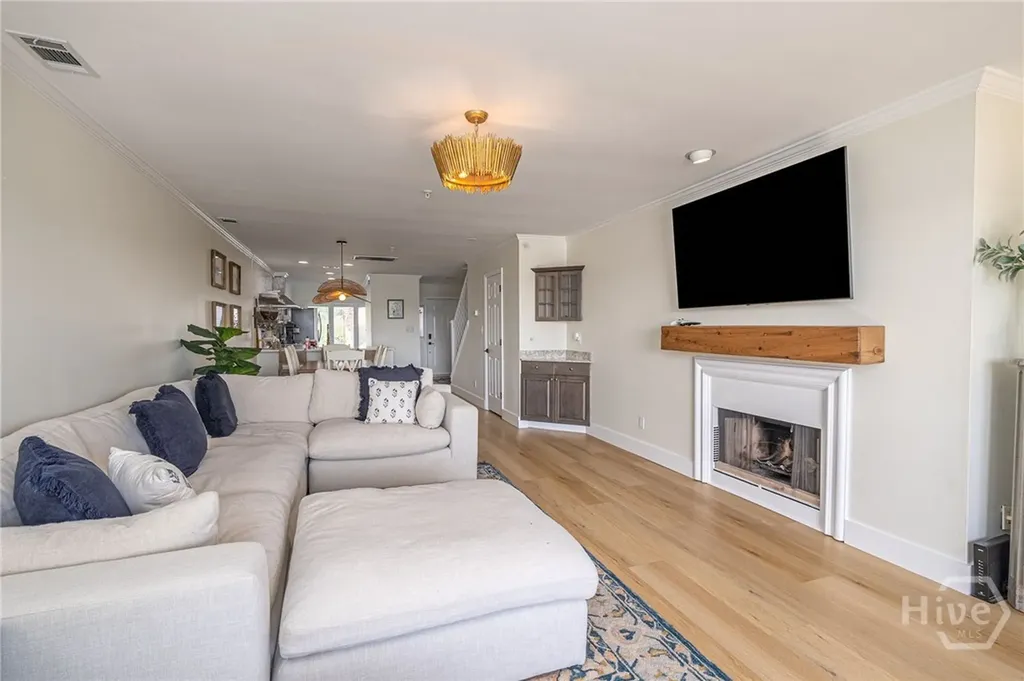 3005 River Drive Savannah GA 31404