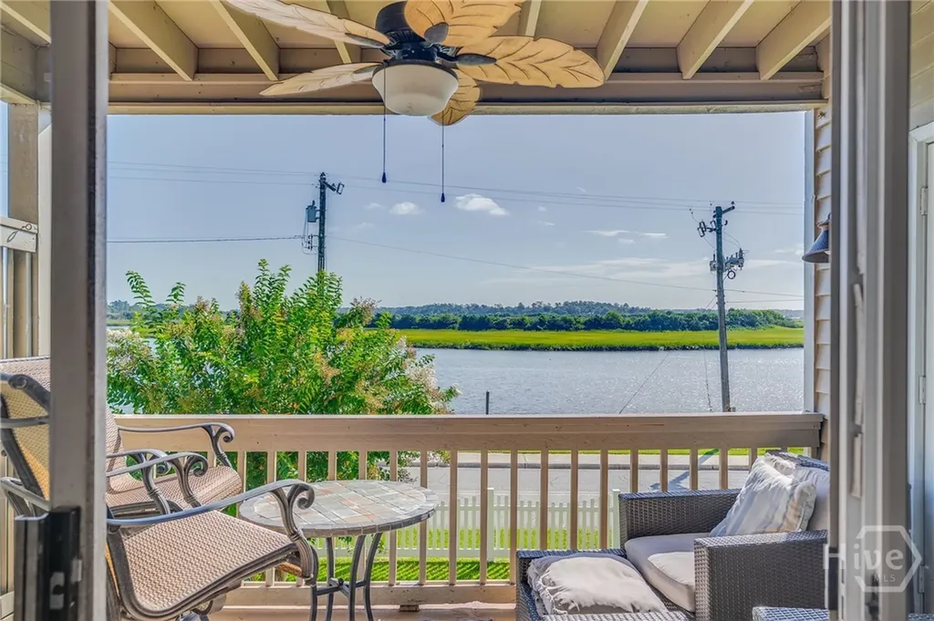 3005 River Drive Savannah GA 31404