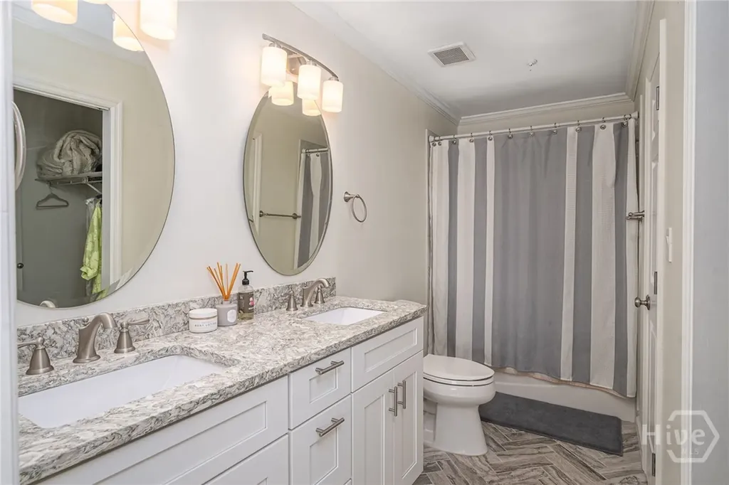 3005 River Drive Savannah GA 31404