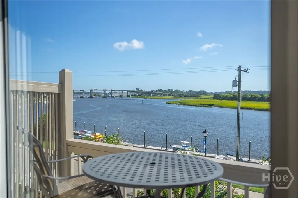3005 River Drive Savannah GA 31404