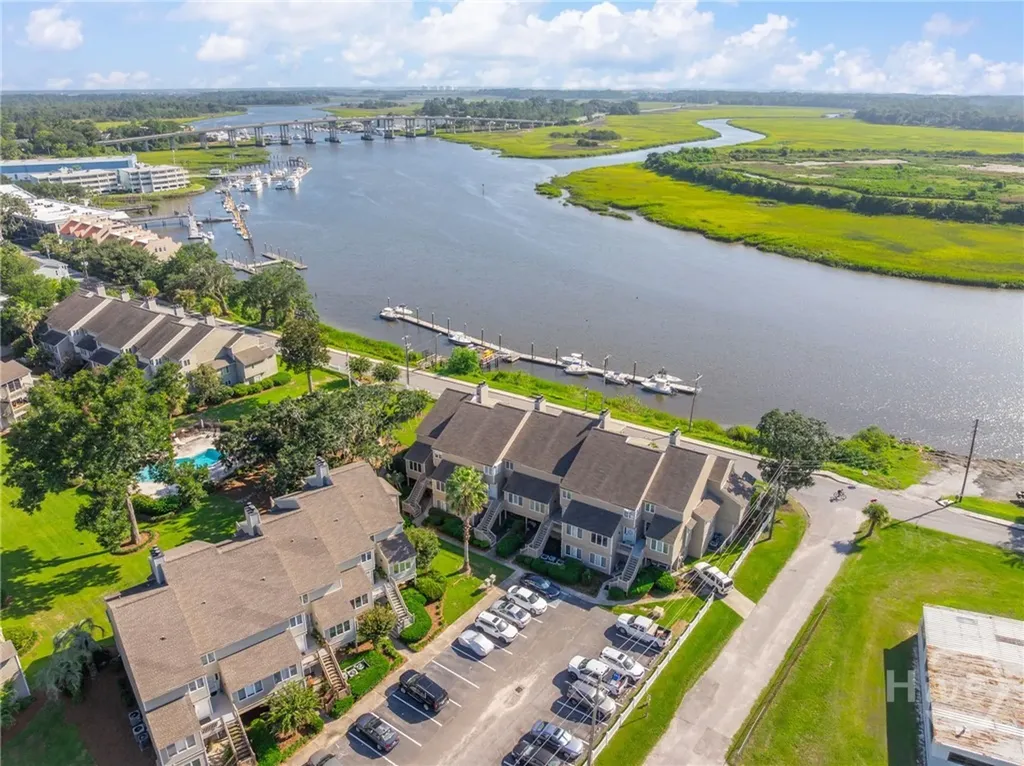 3005 River Drive Savannah GA 31404
