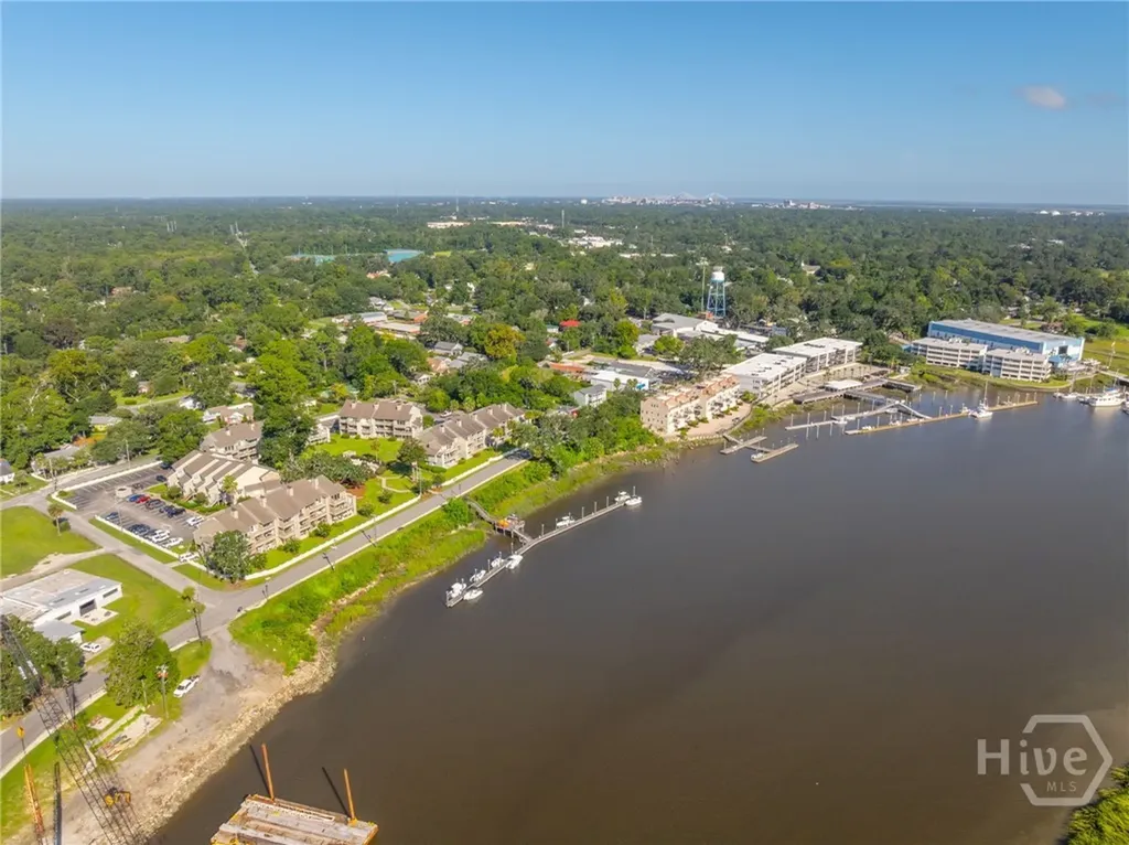 3005 River Drive Savannah GA 31404